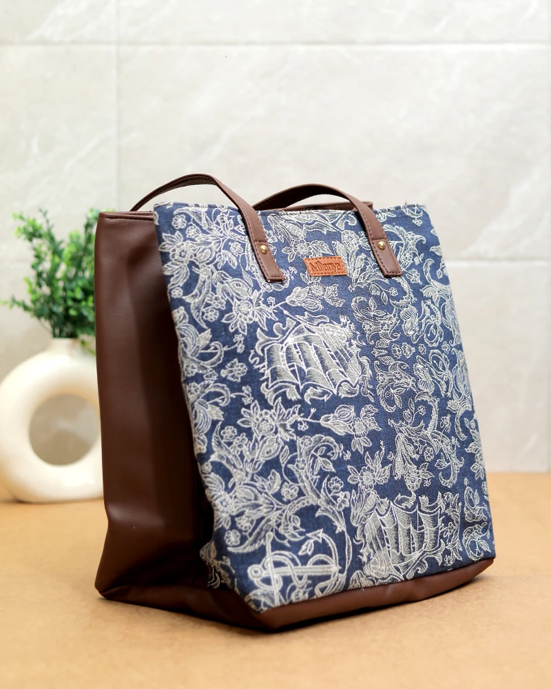Maris Tote